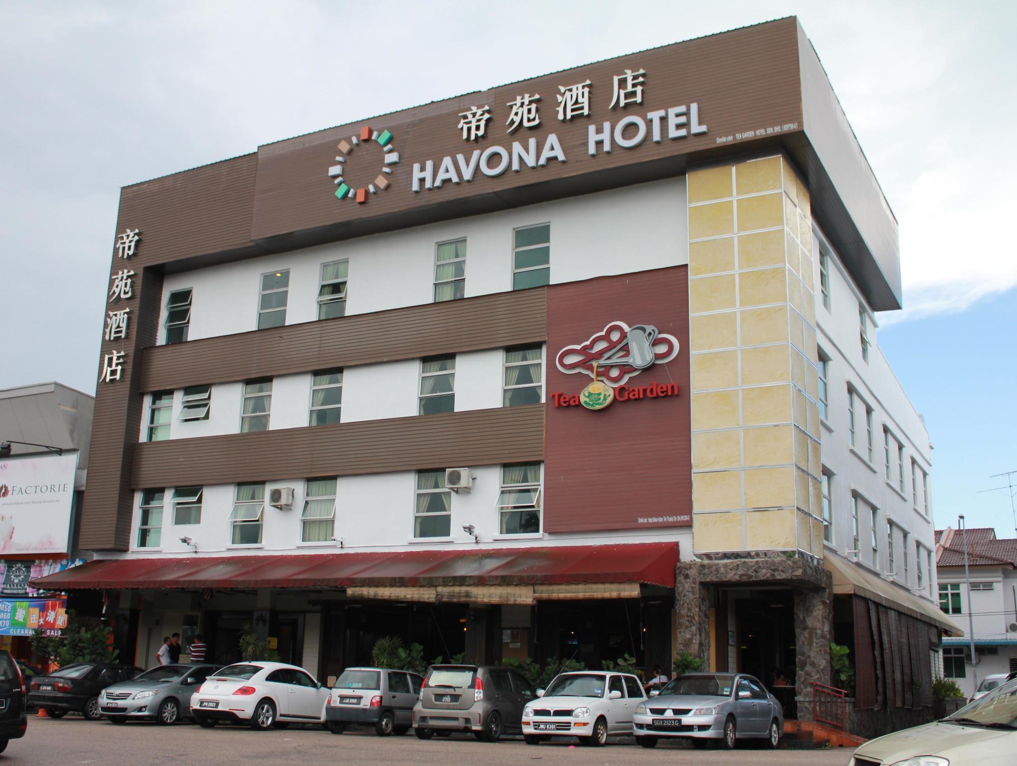 Havona Hotel - Taman Tropika Kulai Exterior photo